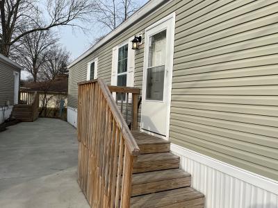 Photo 4 of 29 of home located at 6610 Lear Nagle Rd #2 #2 North Ridgeville, OH 44039