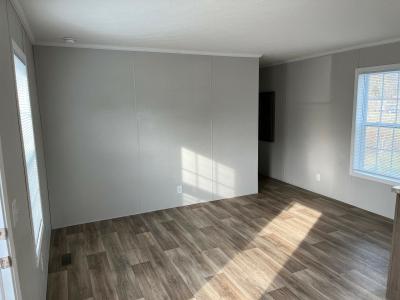 Photo 5 of 34 of home located at 6610 Lear Nagle Rd #2 #2 North Ridgeville, OH 44039