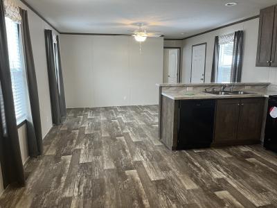 Photo 4 of 28 of home located at 6610 Lear Nagle Rd #13 #13 North Ridgeville, OH 44039