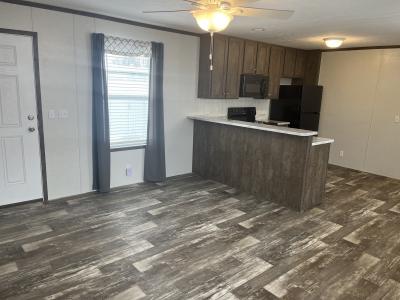 Photo 5 of 28 of home located at 6610 Lear Nagle Rd #13 #13 North Ridgeville, OH 44039