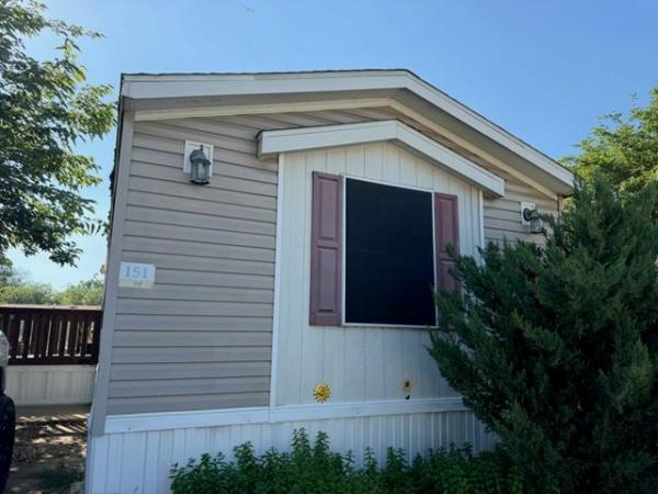 2011  Mobile Home For Sale