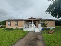 2005 326 Mobile Home
