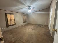 2005 326 Mobile Home