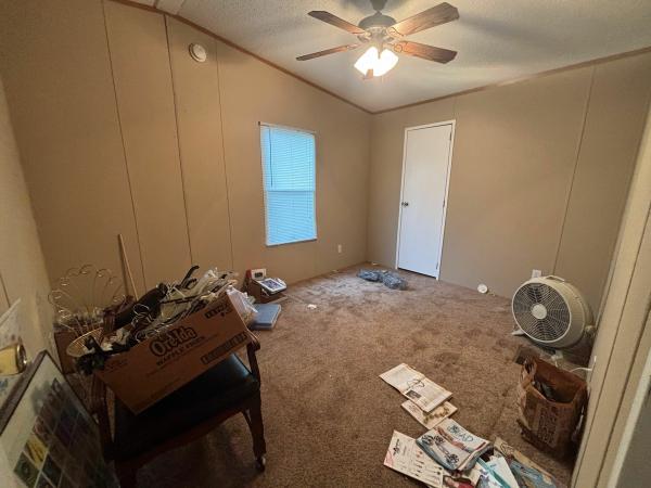 2005 326 Mobile Home