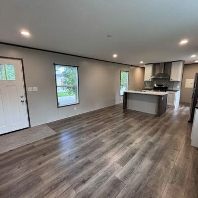 Photo 4 of 24 of home located at 9901 State Road 3 #0075 Muncie, IN 47303
