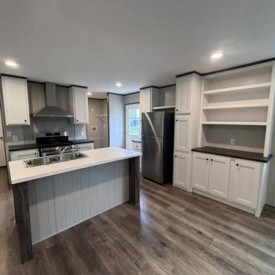 Photo 5 of 24 of home located at 9901 State Road 3 #0075 Muncie, IN 47303