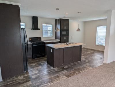 Photo 4 of 8 of home located at 25230 Saxony Woodhaven, MI 48183