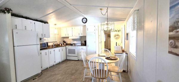 1984 CLAR HS Mobile Home