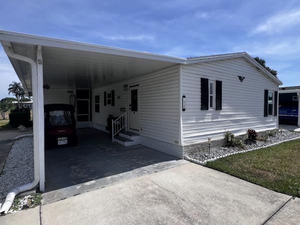 Photo 1 of 2 of home located at 74 Greenview Drive Winter Haven, FL 33881