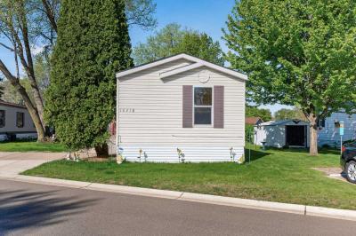 Photo 3 of 30 of home located at 10218 Taylor St NE Blaine, MN 55434