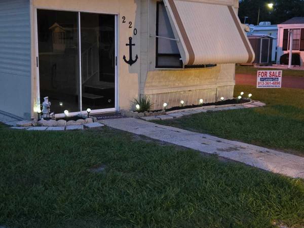 1984  Mobile Home For Sale