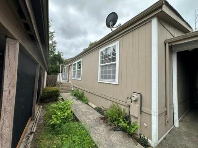 Photo 3 of 14 of home located at 1819 SE Orient Sp. #4 Gresham, OR 97080