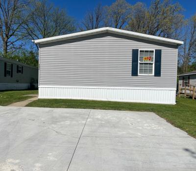 Photo 5 of 13 of home located at 4434 Rainbow Lane Flint Twp, MI 48507