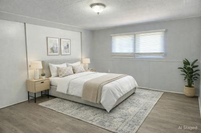 Photo 4 of 5 of home located at 1375 Pasadena Ave. S., #224 South Pasadena, FL 33707