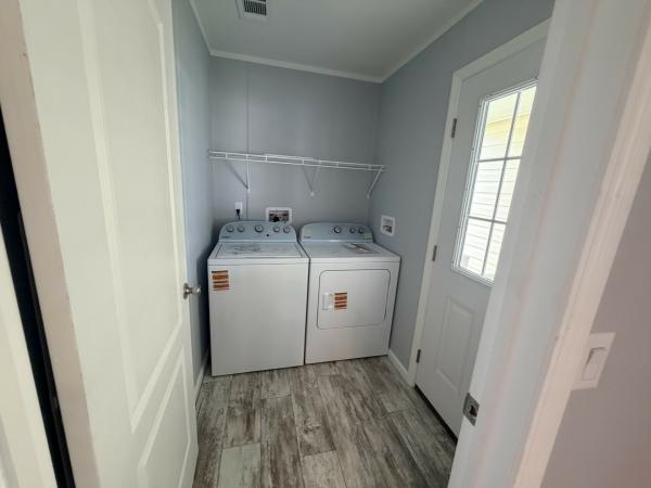 2025 Jacobsen IMP-2421A(28X44) Mobile Home