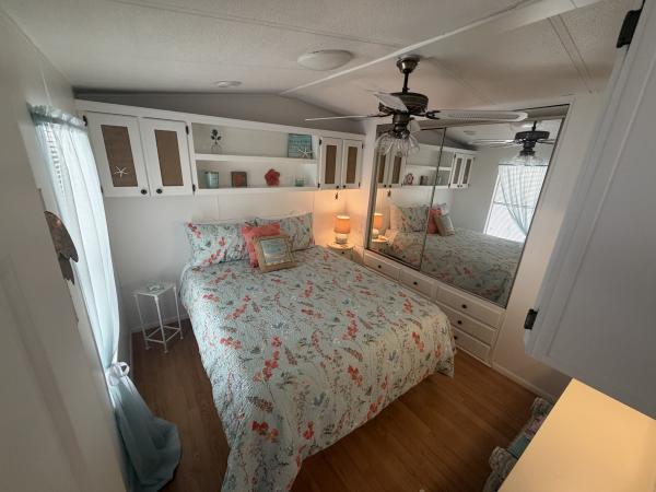 1987 SHOR N13080 Mobile Home