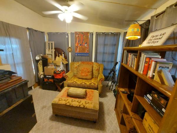 1985 Fleetwood Barrington Manufactured Home
