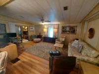 1985 Fleetwood Barrington Manufactured Home