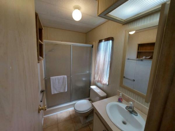 1985 Fleetwood Barrington Manufactured Home