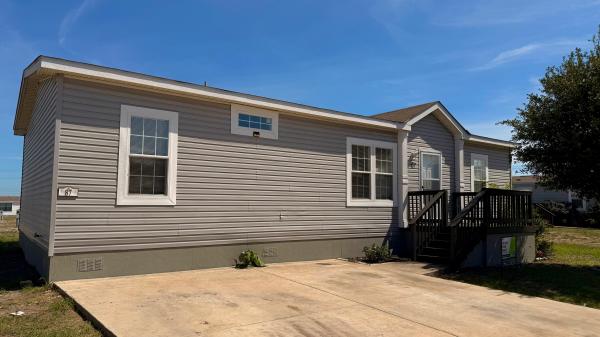 2015 Clayton Homes Inc Mobile Home For Sale
