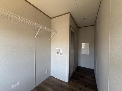 Photo 4 of 9 of home located at 2619 Mablo Ridge Dr Pflugerville, TX 78660