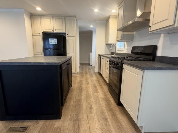 2026 Clayton 81TP024523A Mobile Home