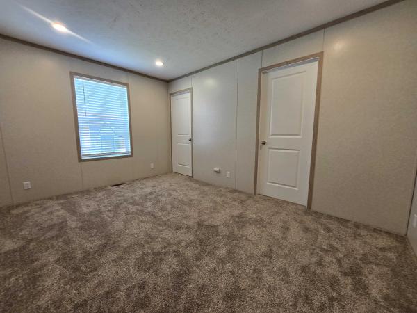 2025 Clayton-Wakarusa Mobile Home