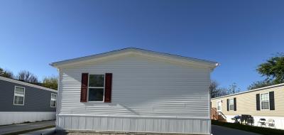 Mobile Home at 5001 South Ave Lot 218 Toledo, OH 43615