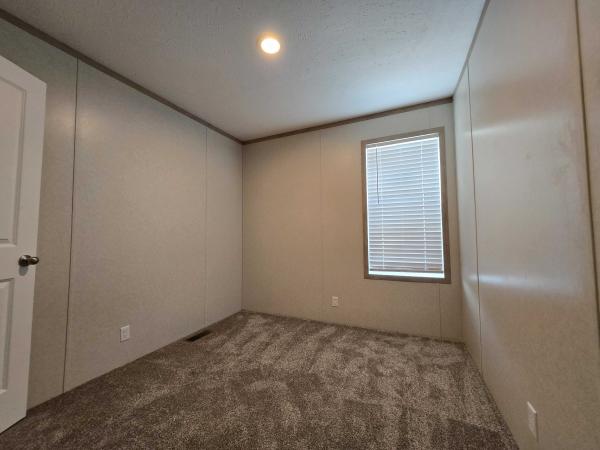 2025 Clayton-Wakarusa Mobile Home
