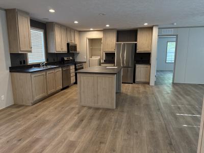 Photo 5 of 15 of home located at 5001 South Ave Lot 218 Toledo, OH 43615
