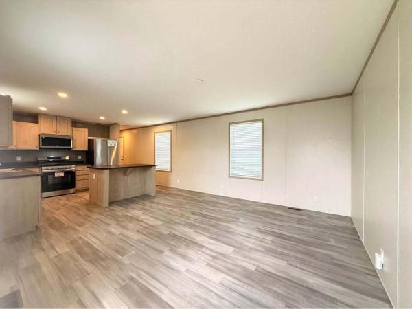2025 Clayton-Wakarusa Mobile Home