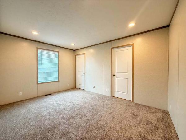 2025 Clayton-Wakarusa Mobile Home