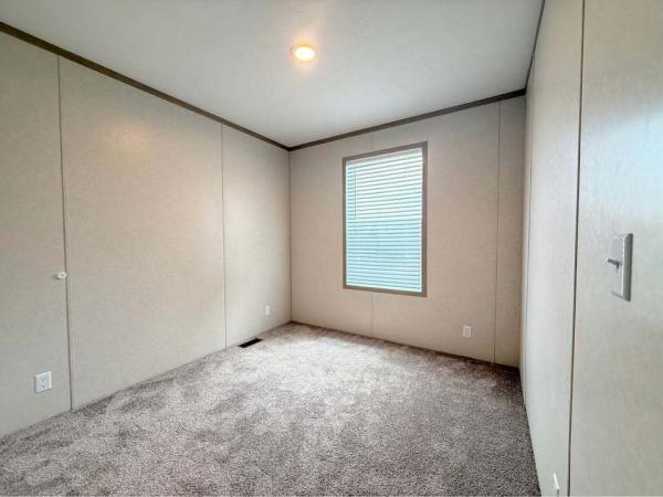 2025 Clayton-Wakarusa Mobile Home