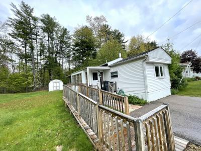 Photo 3 of 19 of home located at 8 Farmwood Drive Nashua, NH 03062