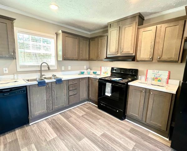2021 Clayton Homes Inc Mobile Home For Sale
