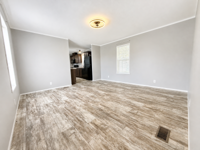 Photo 2 of 25 of home located at 11827 Cascade Circle #4 Romeo, MI 48065