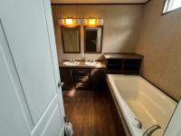 2015 CMH MANUFACTURING INC 35XTM18803GH15 Mobile Home
