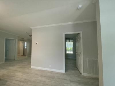 Photo 3 of 20 of home located at 101 Lisa Dr. Mount Dora, FL 32757