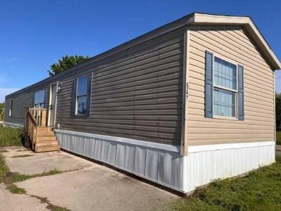 Mobile Home at 2220 Dunkelburg Rd Lot#947 Fort Wayne, IN 46819