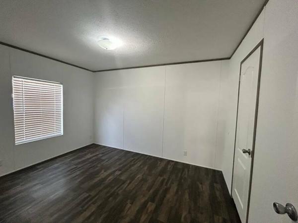 2019 22BRX16361AH19  Home