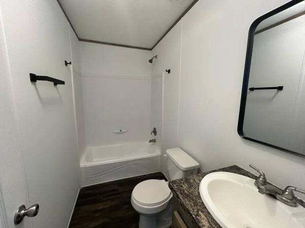 2019 22BRX16361AH19  Home