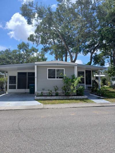 Photo 2 of 19 of home located at 9925 Ulmerton Rd., #147 Largo, FL 33771