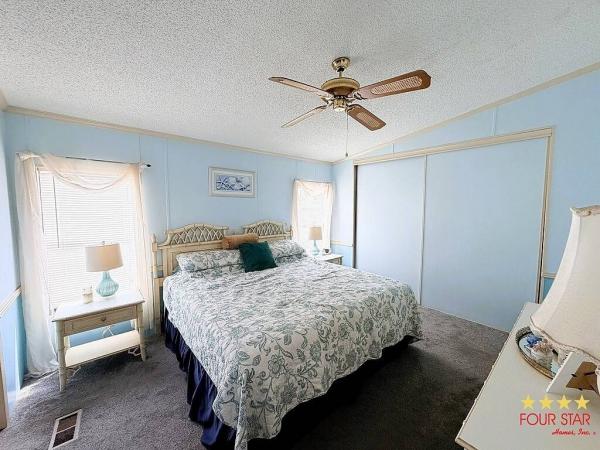 1990 SKYL  Home