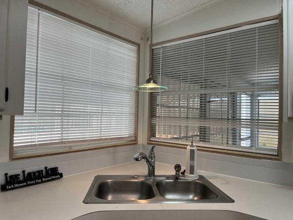 1992 Palm Harbor Lifestages 4052BS Manufactured Home