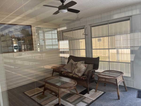 1992 Palm Harbor Lifestages 4052BS Manufactured Home