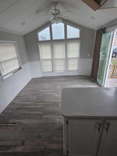 Photo 3 of 6 of home located at 5330 N. 16th #14 Omaha, NE 68110