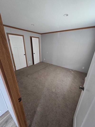 Photo 5 of 7 of home located at 5330 N. 16th #50 Omaha, NE 68110