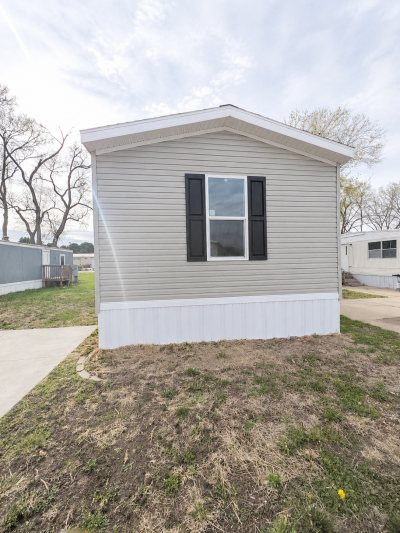 Mobile Home at 833 E Duke St. #5 Vermillion, SD 57069