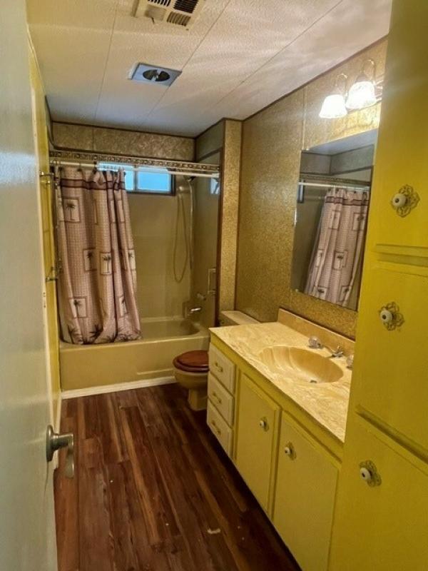 1973 Fashion Manor  Mobile Home
