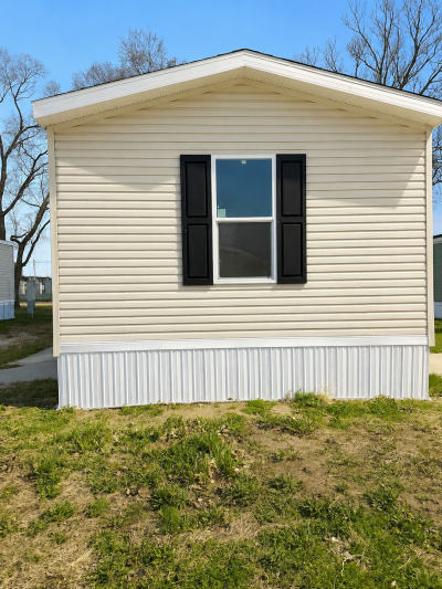 Mobile Home at 833 E Duke St. #9 Vermillion, SD 57069